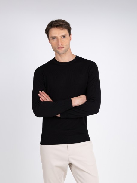 100% merino wool knitted jumper 100% merino wool knitted jumper