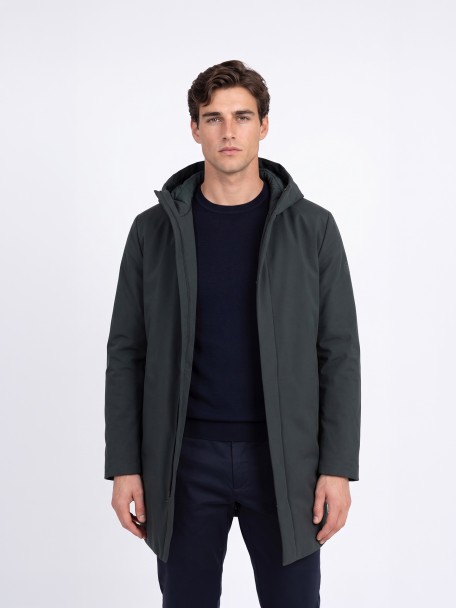 Parka técnica acolchada con capucha Parka técnica acolchada con capucha